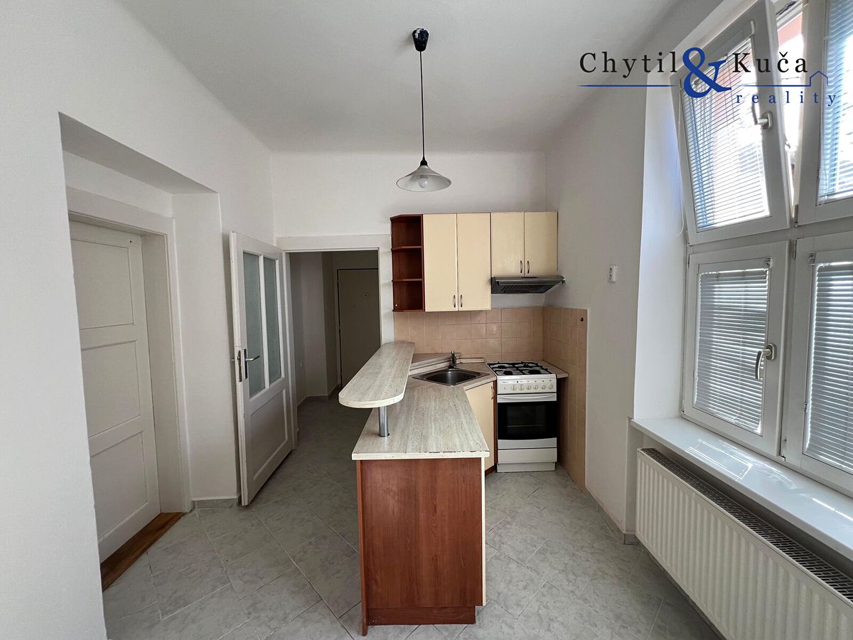 Pronájem bytu 1+1 30 m² – fotografie 4