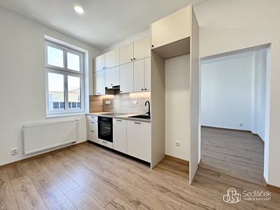Pronájem bytu 1+1 32 m²