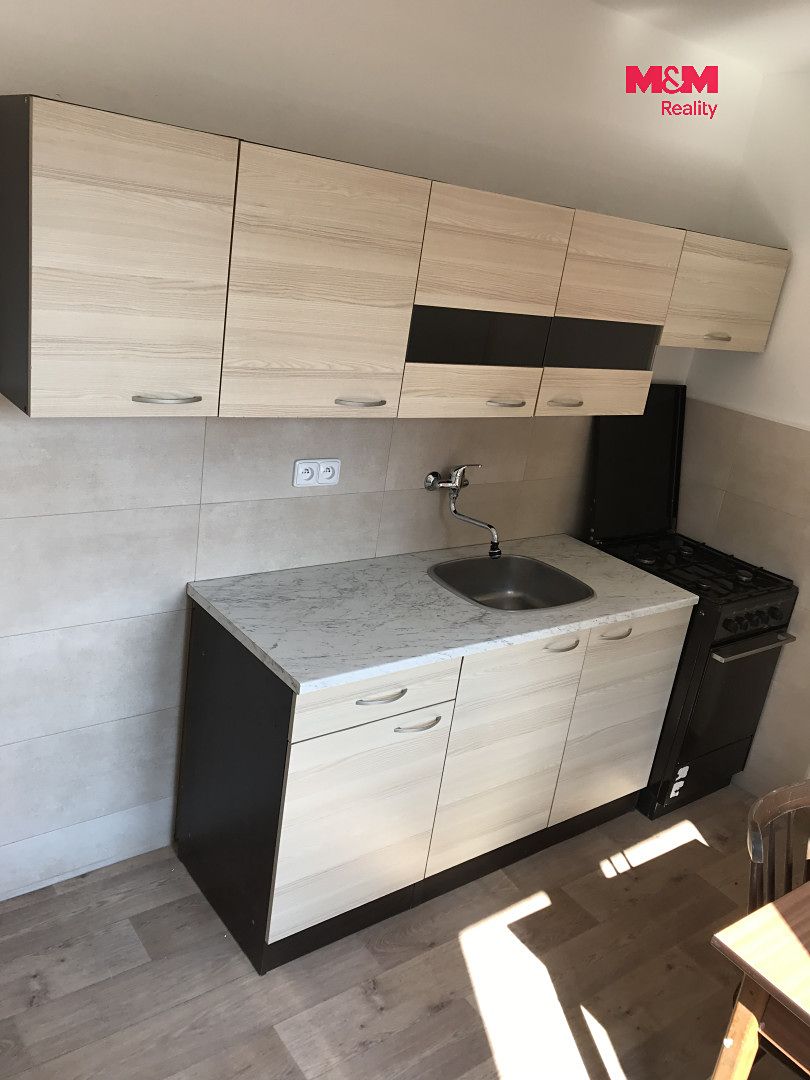 Pronájem bytu 1+1 37 m² – fotografie 2