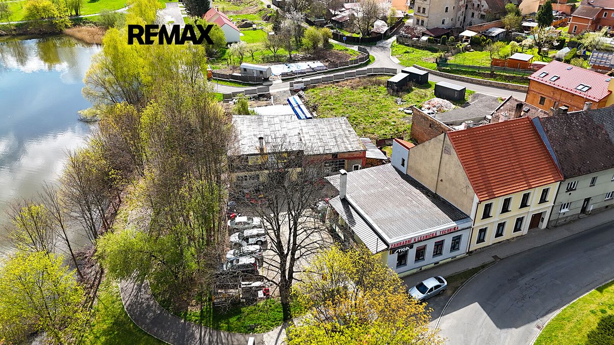 Prodej obchodního prostoru 200 m² – fotografie 5