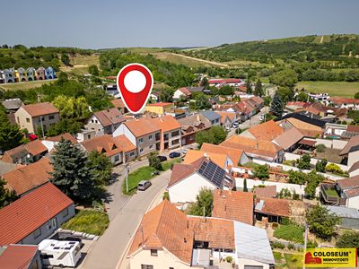 Prodej rodinného domu 280 m², pozemek 294 m²