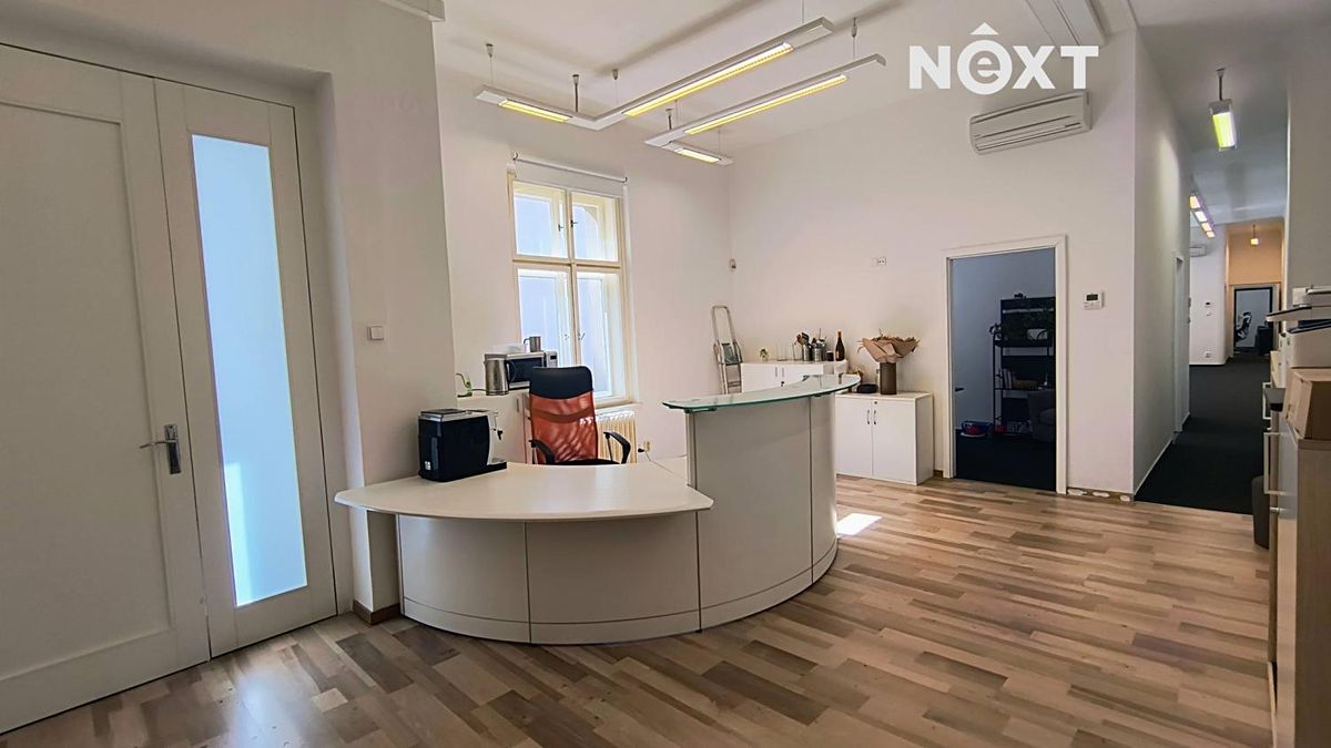 Pronájem kanceláře 149 m²
