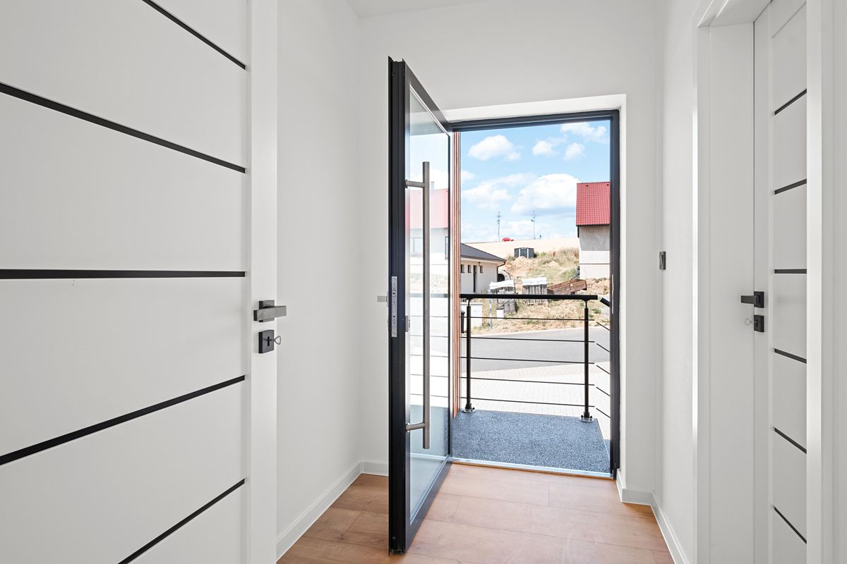 Prodej rodinného domu 139 m², pozemek 580 m² – fotografie 3