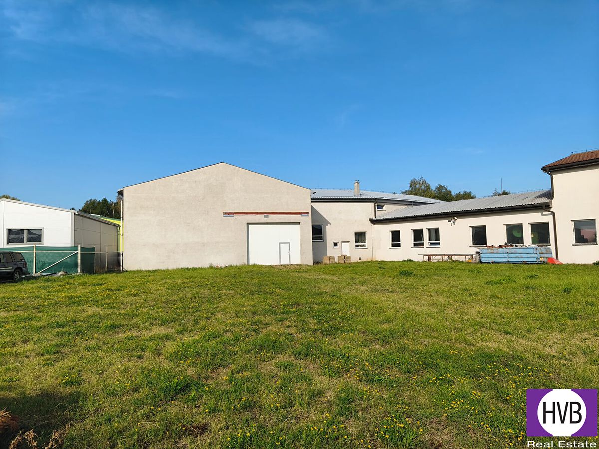 Pronájem komerčního pozemku 1700 m² – fotografie 4