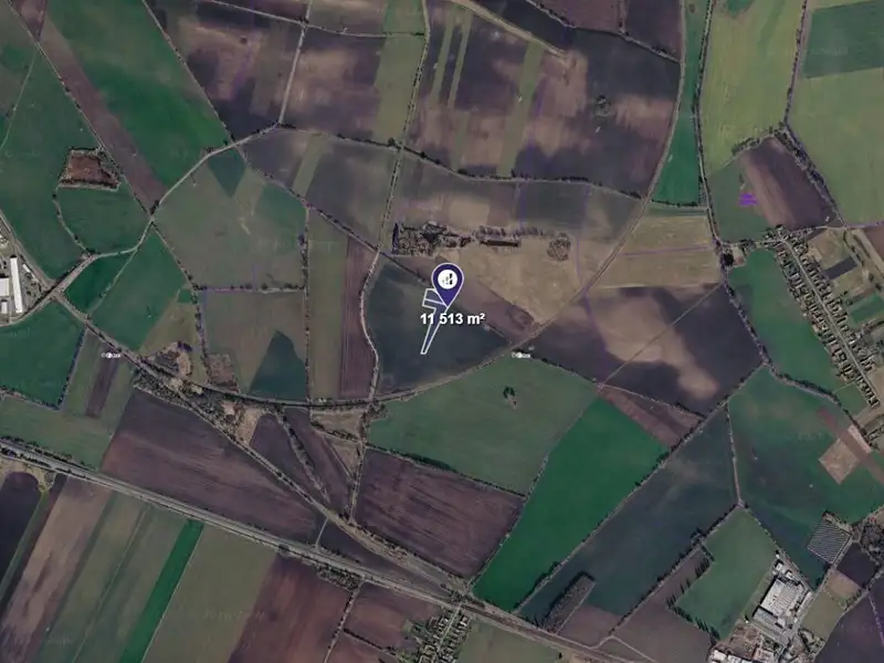 Prodej pole 11513 m², Velim – náhled fotky 2