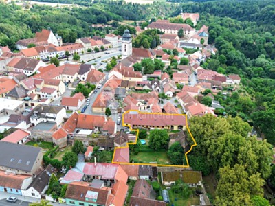 Prodej komerčního prostoru, 1 144 m² (3 z 31)