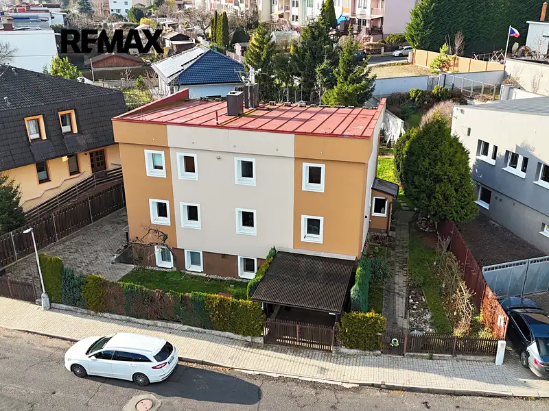 Prodej rodinného domu 250 m², pozemek 610 m², Tachov – náhled fotky 1