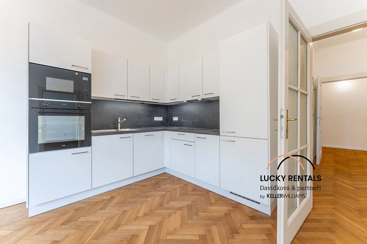 Pronájem bytu 3+kk 84 m²
