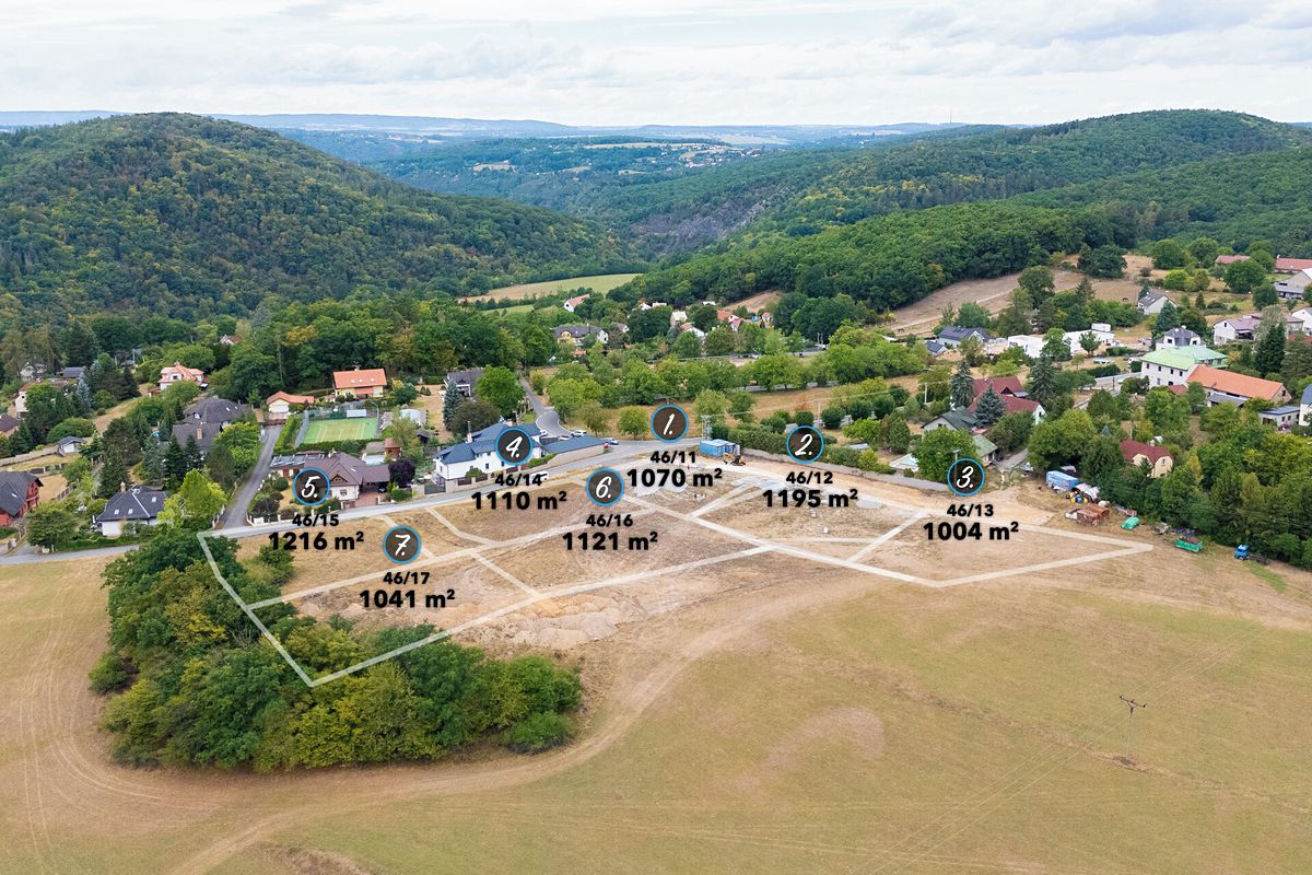 Prodej stavebního pozemku 1216 m², Jílové u Prahy – fotka 1 z 3