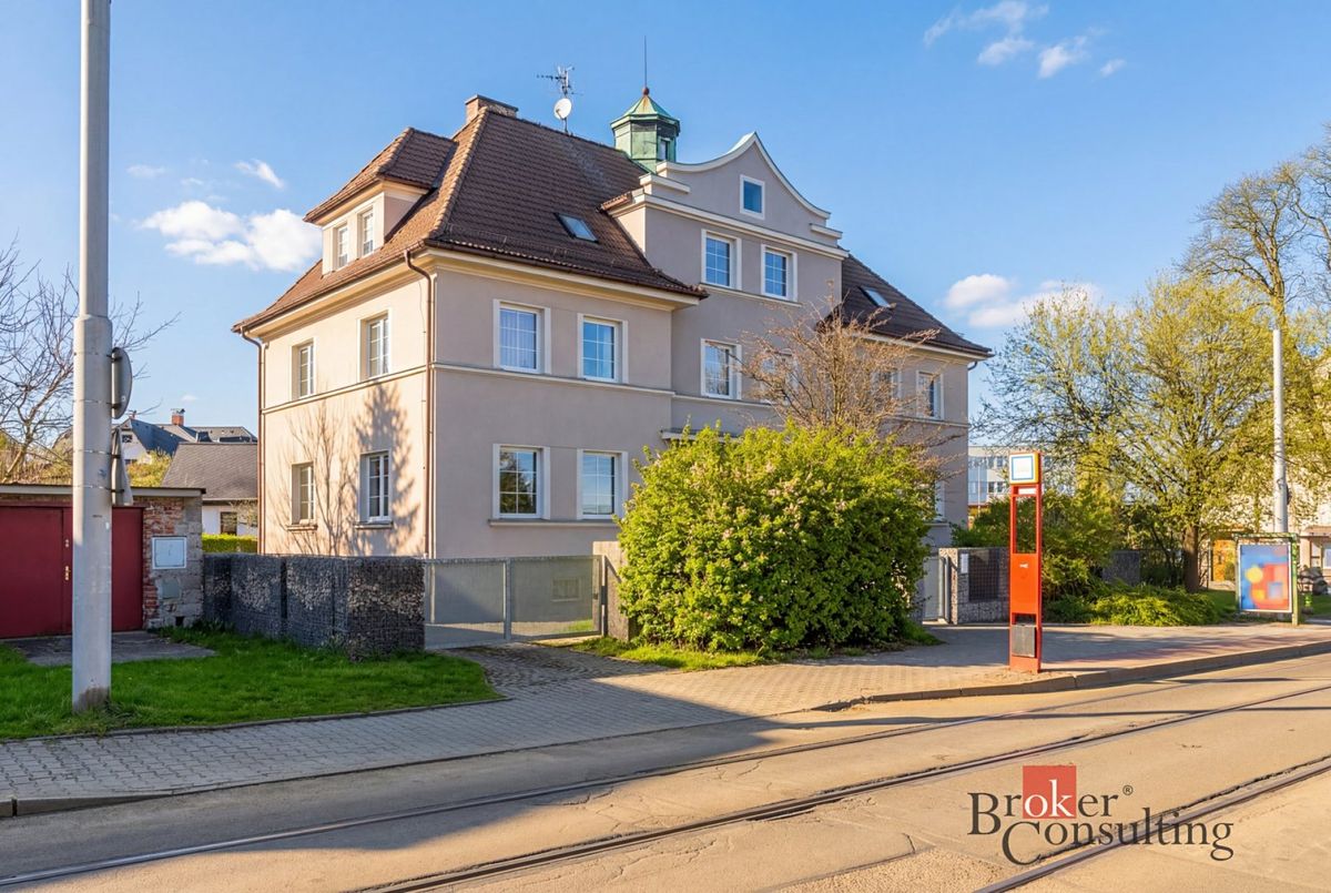 Pronájem bytu 2+1 72 m²