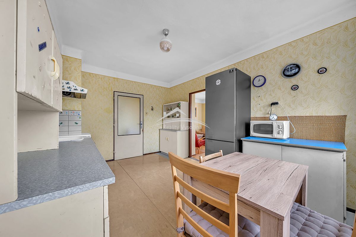 Prodej rodinného domu 120 m², pozemek 1184 m² – fotografie 4