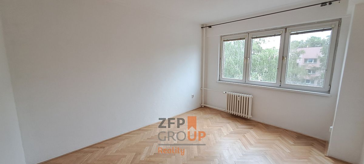 Pronájem bytu 2+1 49 m² – fotografie 3