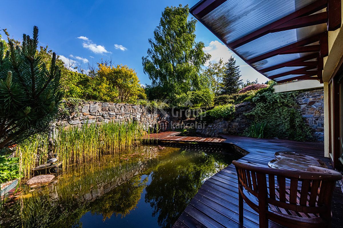 Prodej rodinného domu 677 m², pozemek 3034 m² – fotografie 3