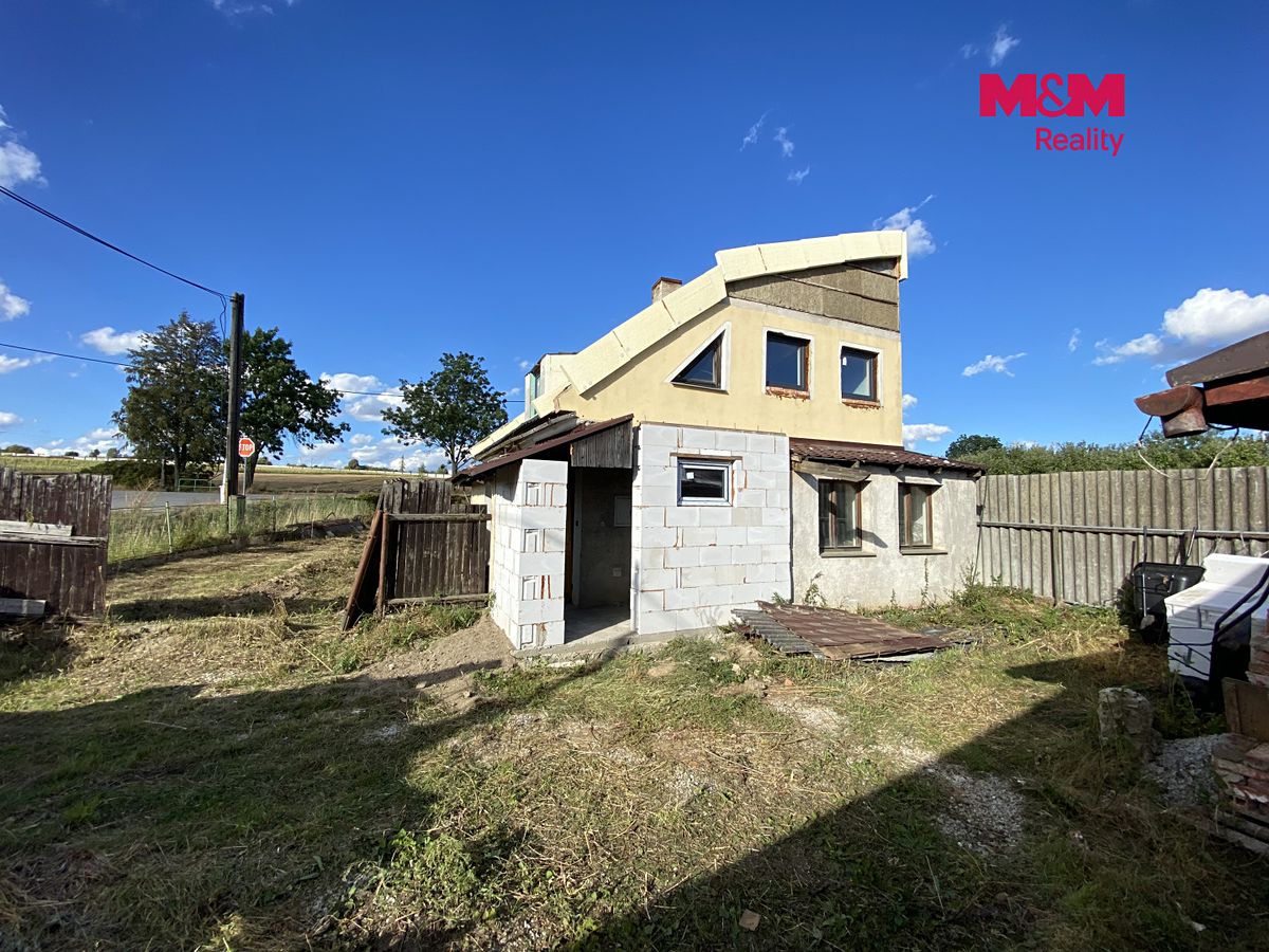 Prodej rodinného domu 140 m², pozemek 503 m² – fotografie 3