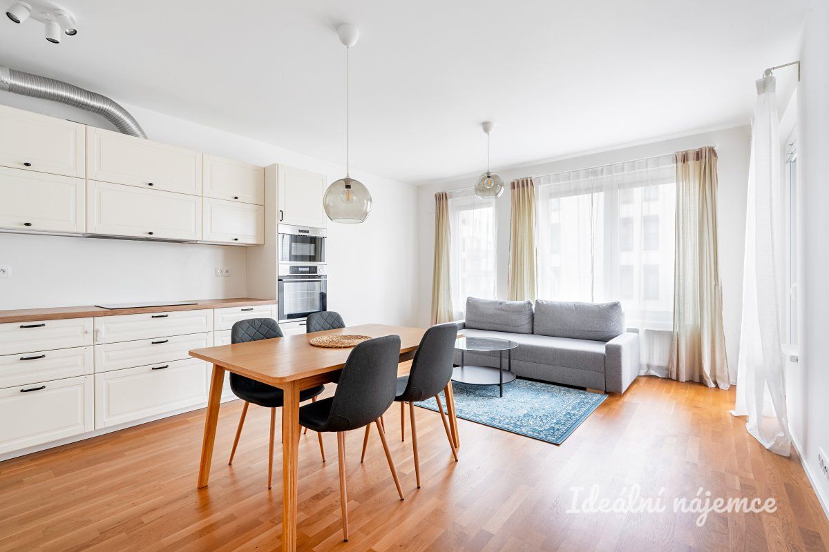 Pronájem bytu 3+kk 75 m² – fotografie 4