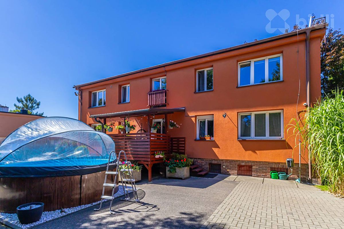 Prodej činžovního domu 272 m²