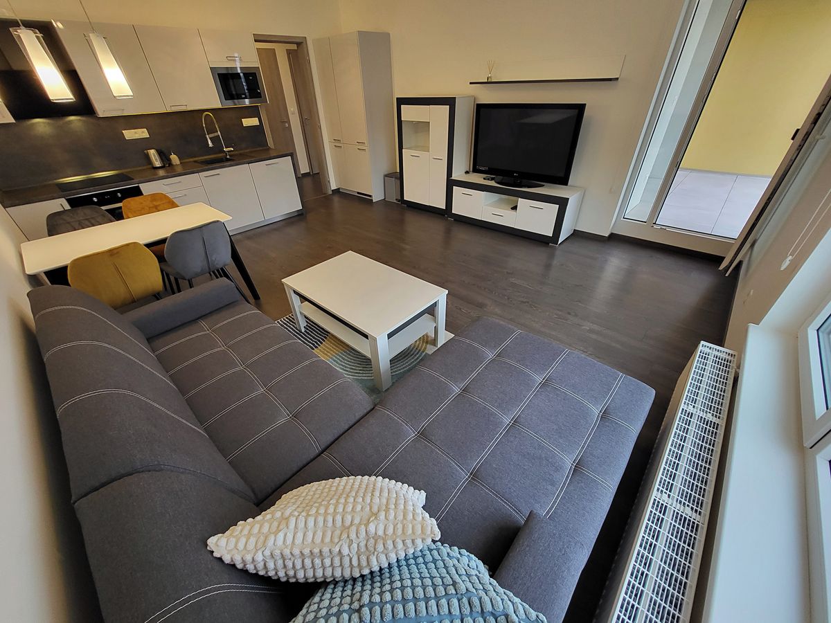 Pronájem bytu 2+kk 58 m² – fotografie 5