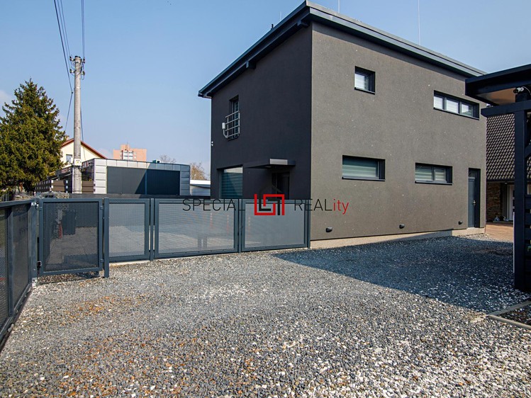 Комерційне приміщення на продаж, 138 м² (32 з 32)