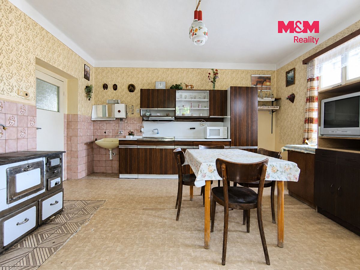 Prodej rodinného domu 76 m², pozemek 1246 m² – fotografie 3