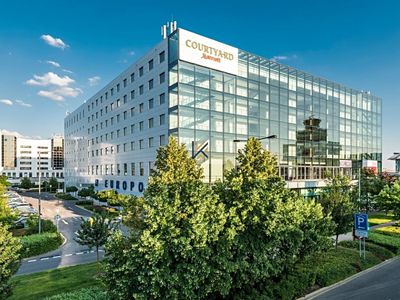 Pronájem obchodního prostoru 770 m²