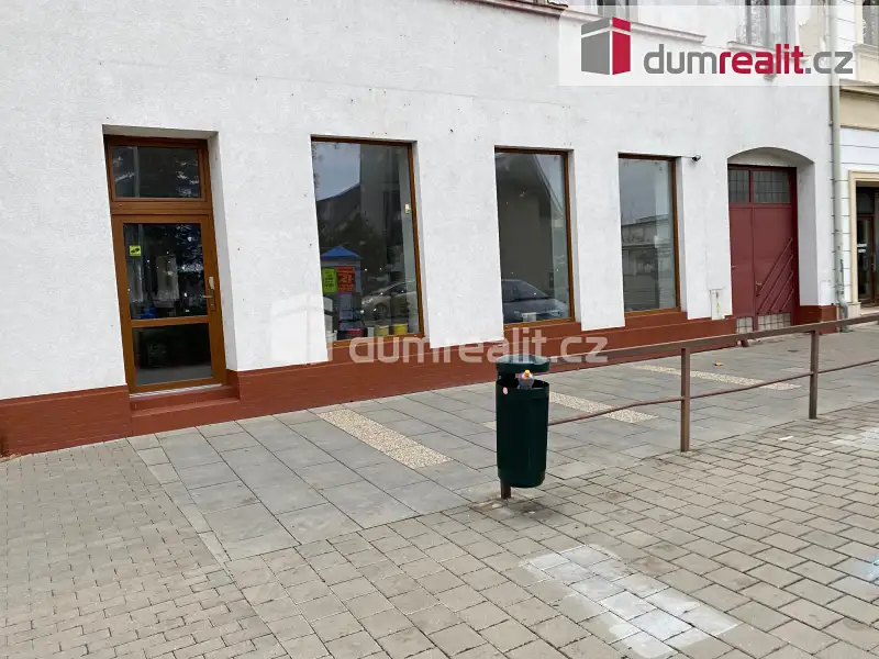 Pronájem obchodního prostoru 160 m², Břeclav – náhled fotky 1