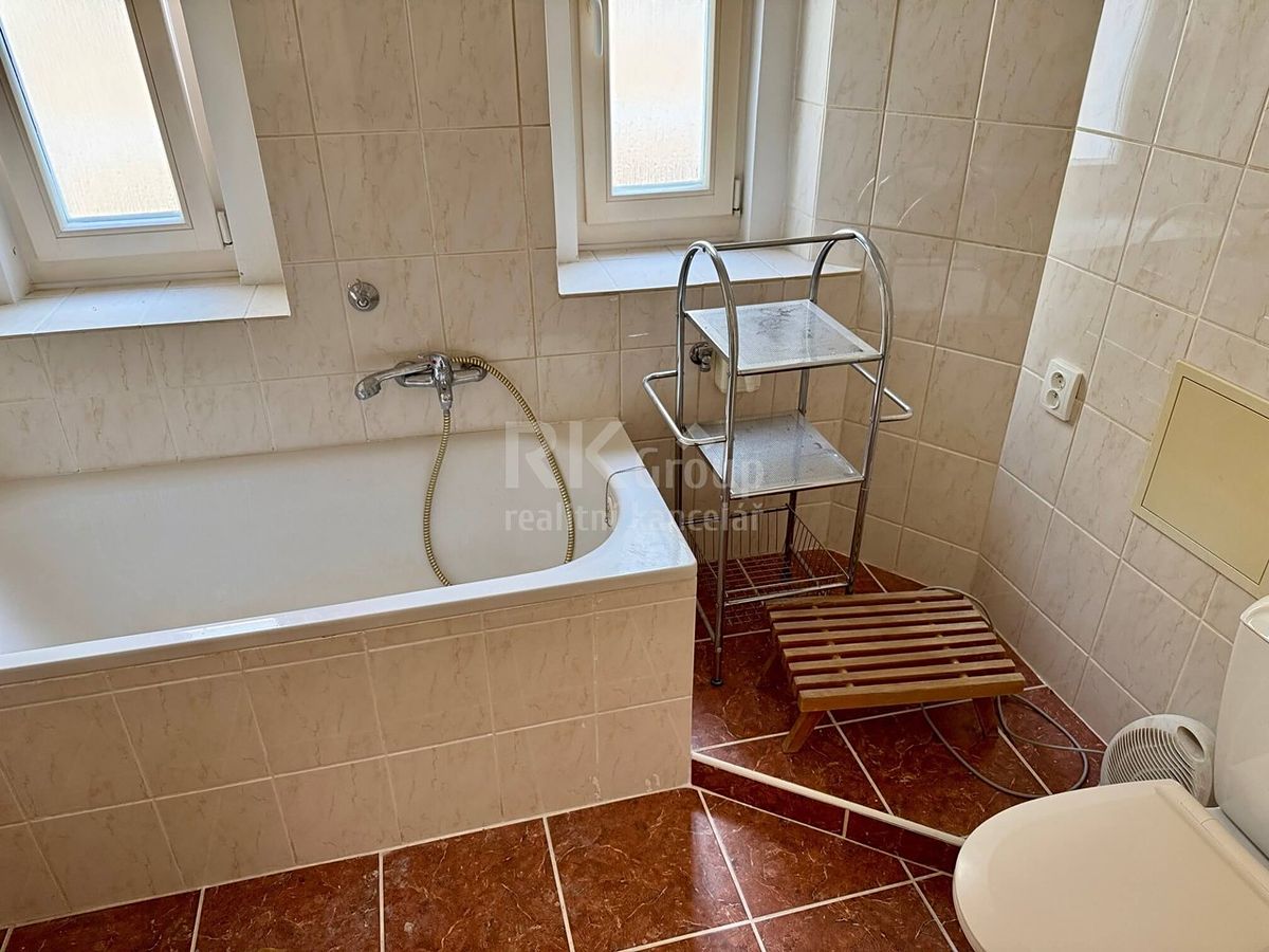 Pronájem bytu 1+1 32 m² – fotografie 5