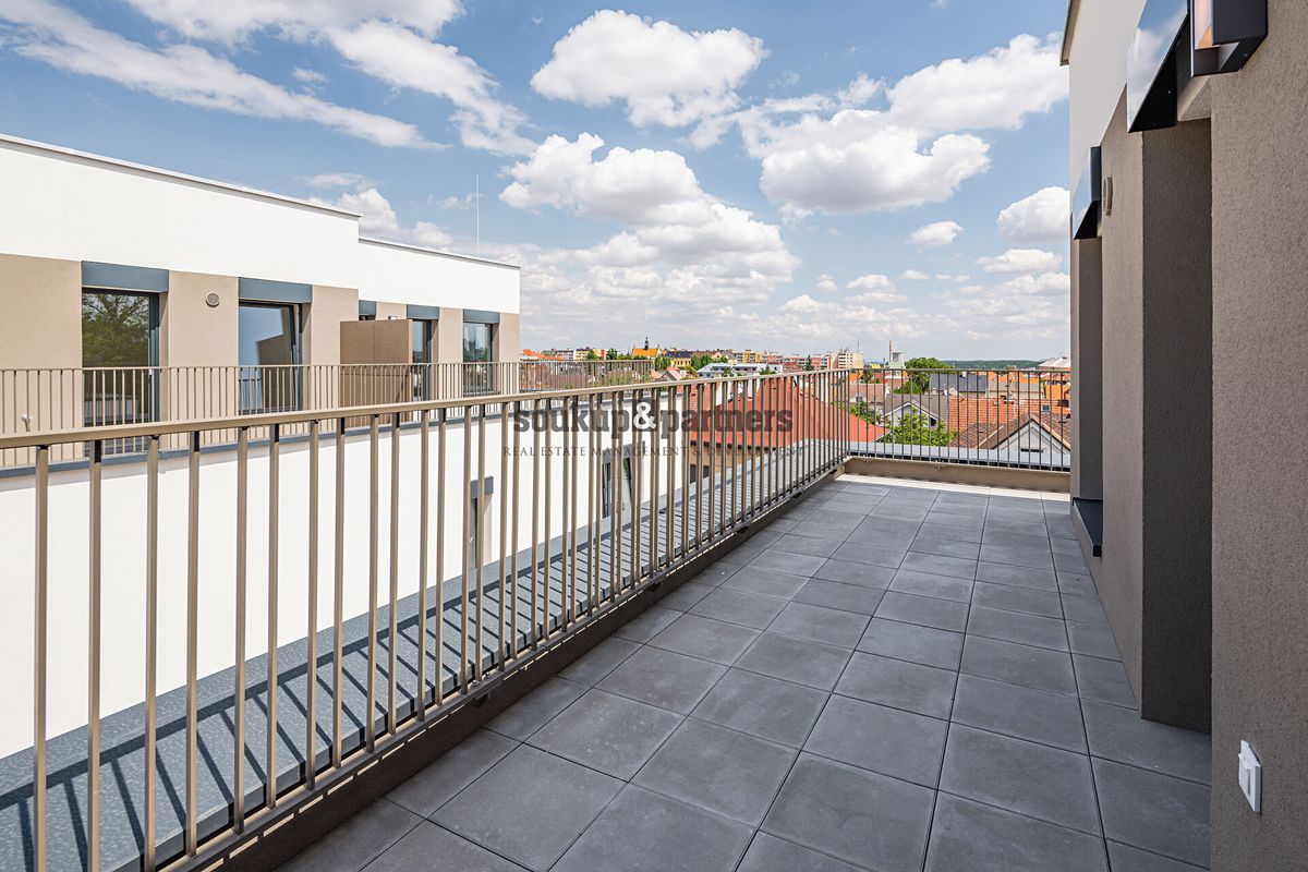 Prodej bytu 3+kk 79 m² – fotografie 2