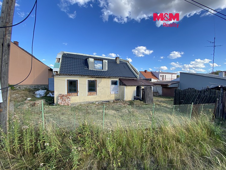 Будинок на продаж, 140 м² (1 з 12)