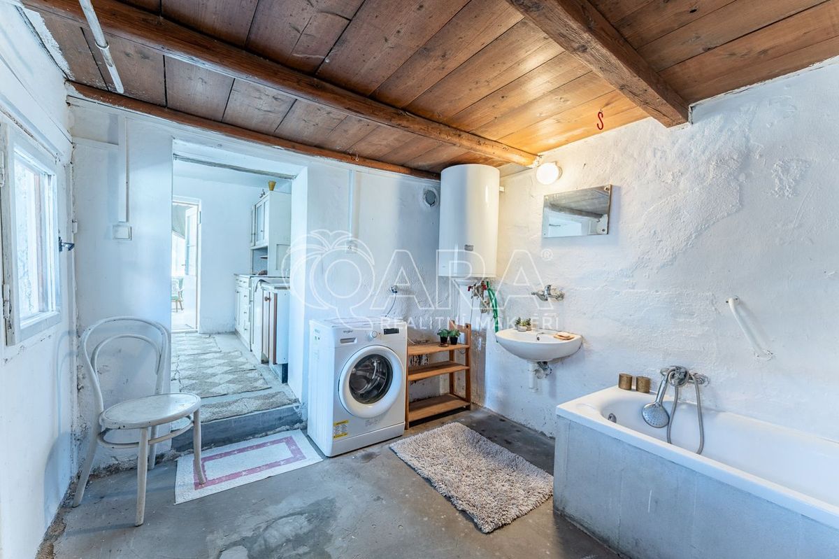 Prodej rodinného domu 125 m², pozemek 258 m² – fotografie 2