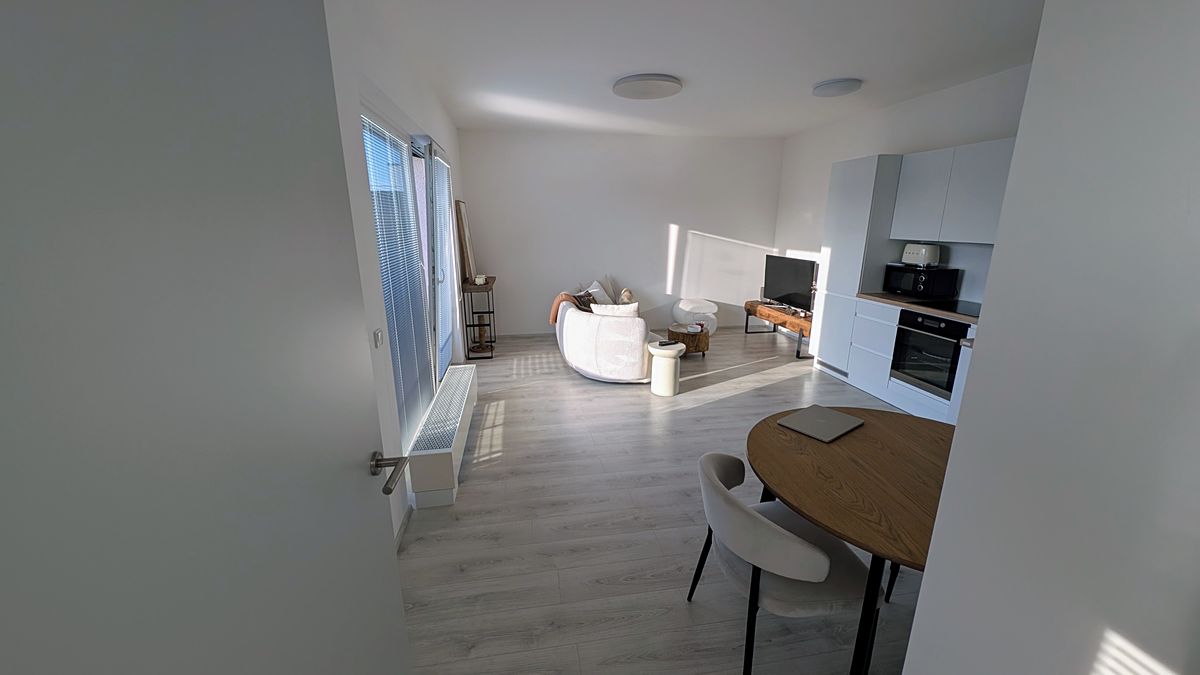 Pronájem bytu 2+kk 53 m² – fotografie 5