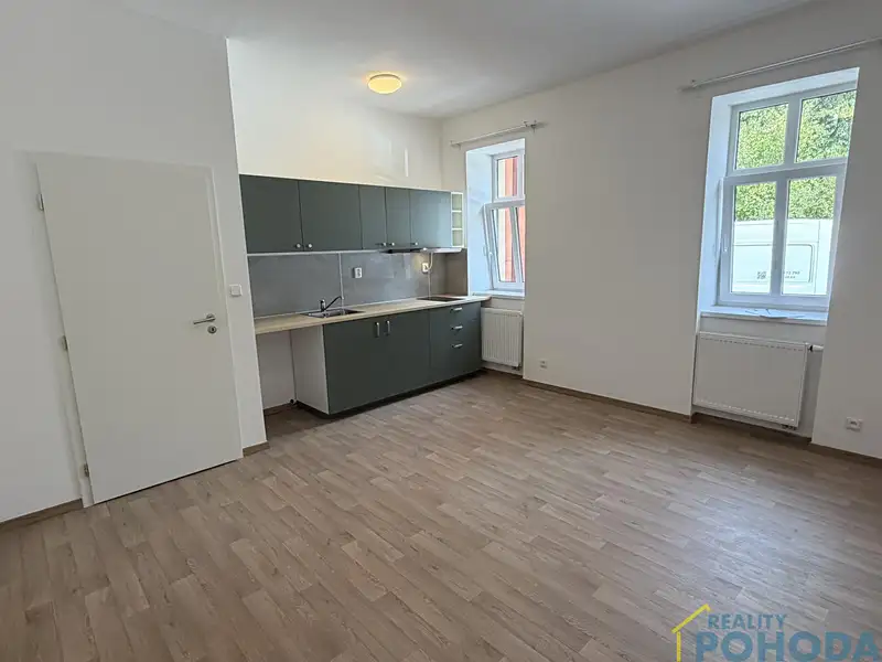 Pronájem bytu 1+kk 27 m², Choceň – náhled fotky 2