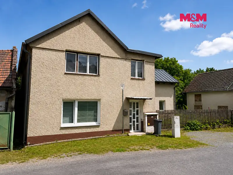 Prodej rodinného domu 313 m², pozemek 927 m², Loučka – náhled fotky 2