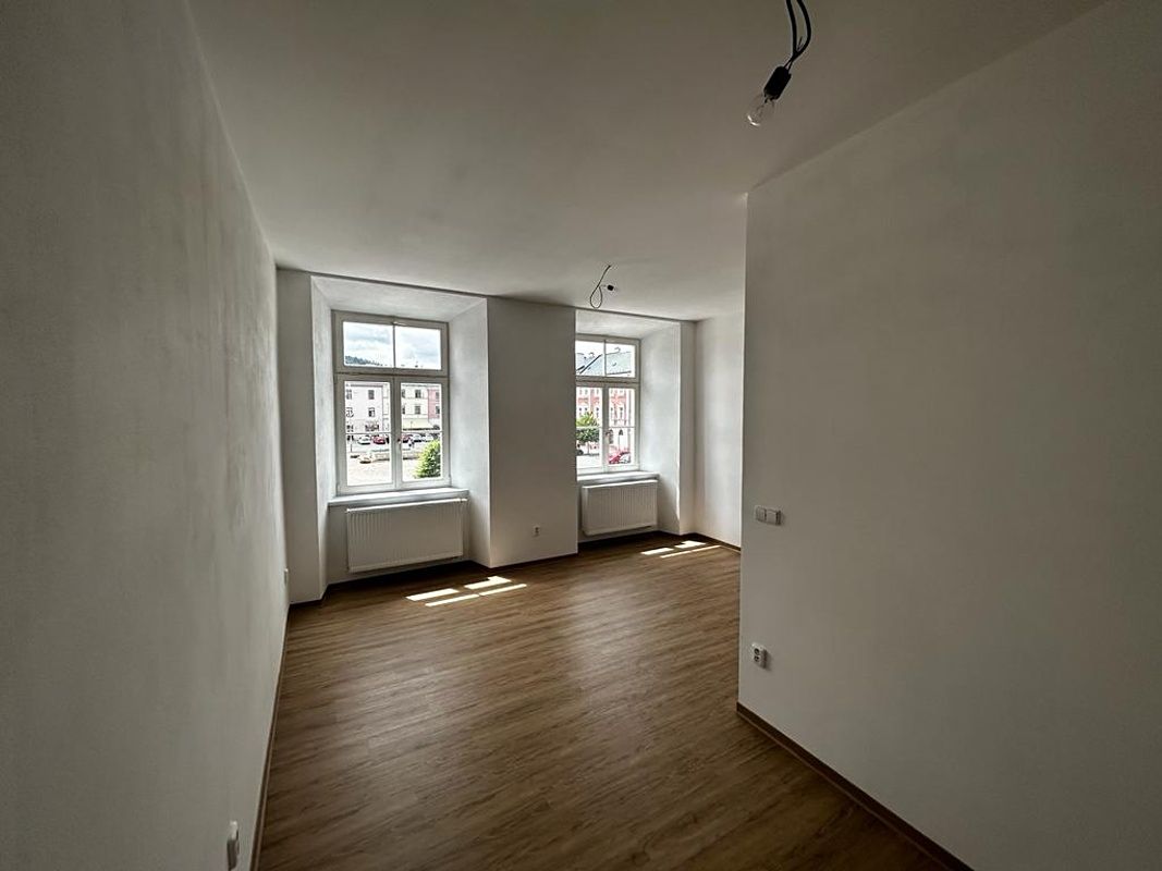 Pronájem bytu 2+kk 64 m² – fotografie 2