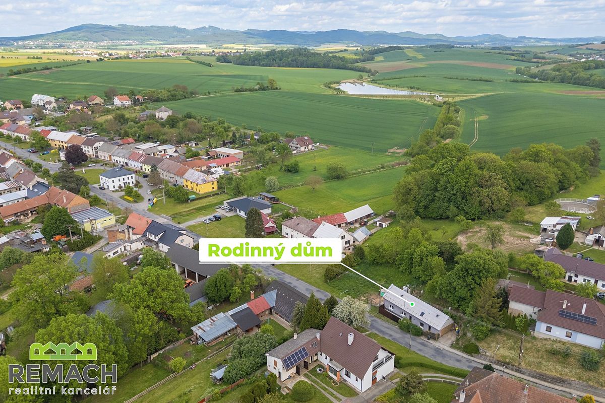 Prodej rodinného domu 99 m², pozemek 671 m²