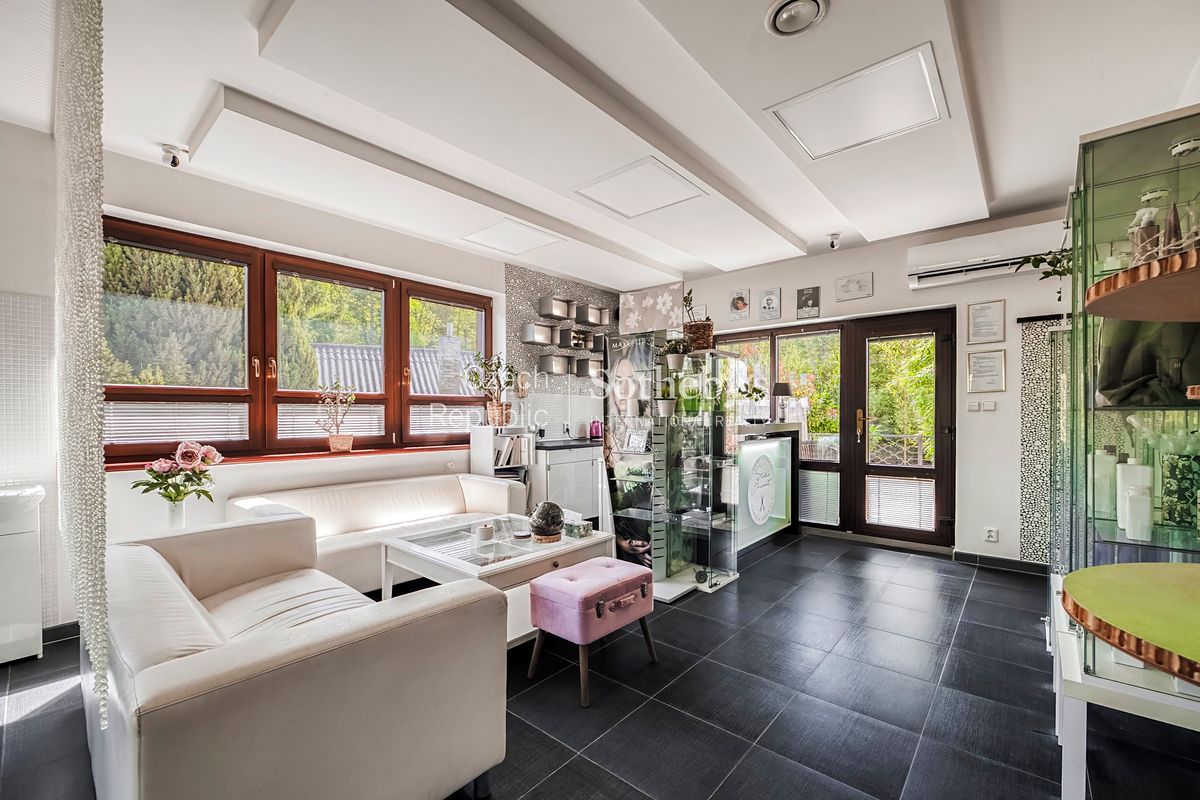 Prodej rodinného domu 422 m², pozemek 3263 m² – fotografie 5