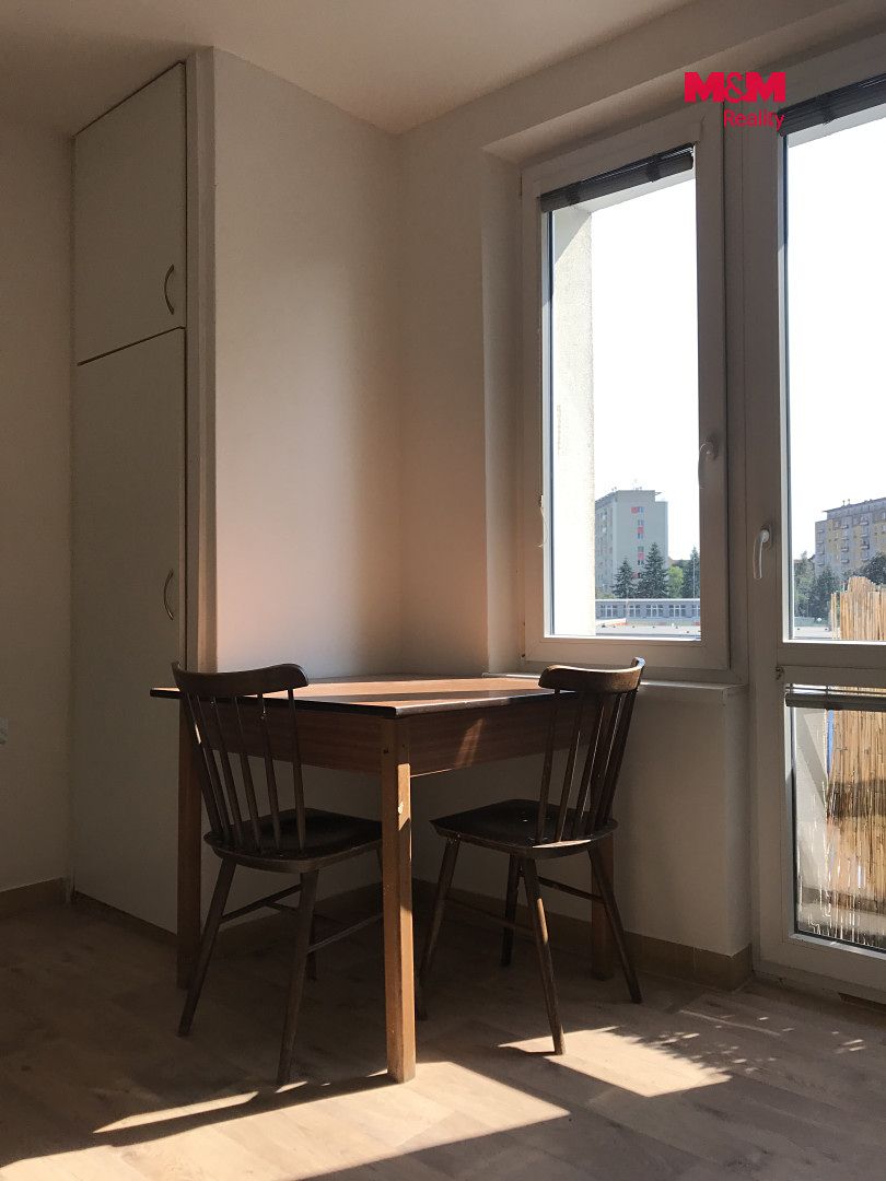 Pronájem bytu 1+1 37 m² – fotografie 3
