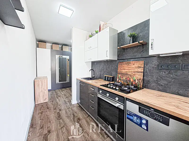 Prodej bytu 3+1 60 m², Chomutov – náhled fotky 1