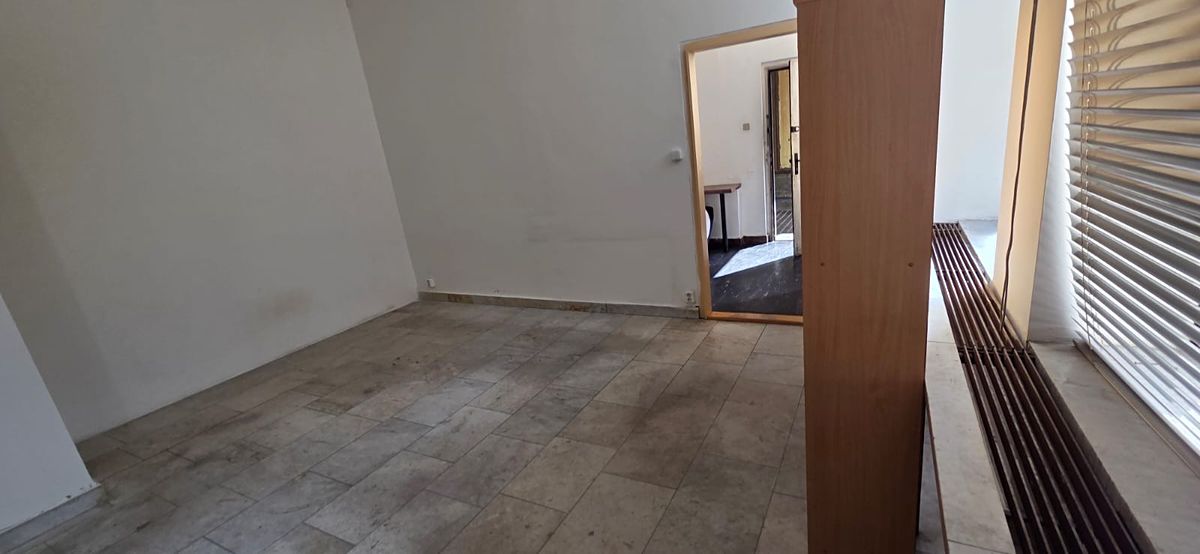 Pronájem bytu 1+kk 48 m² – fotografie 2