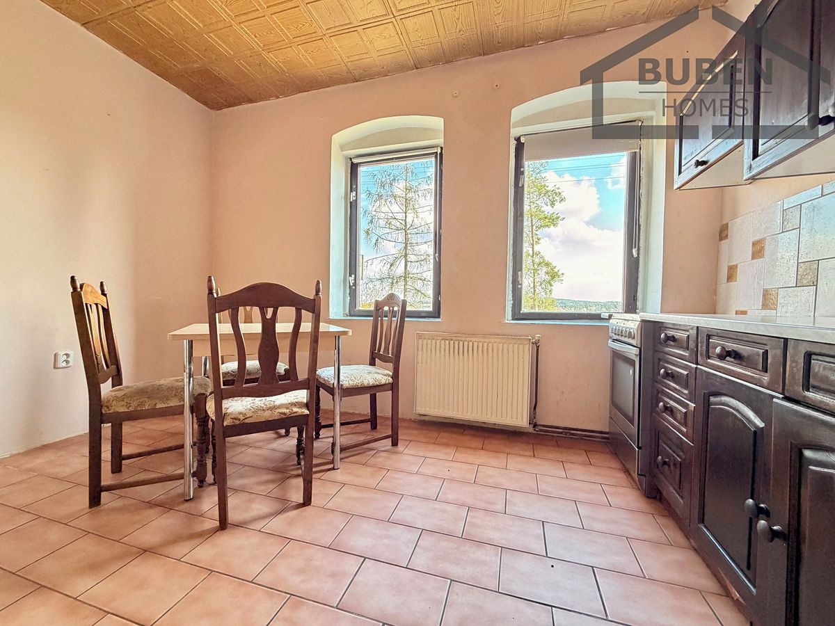 Prodej rodinného domu 140 m², pozemek 1924 m² – fotografie 3