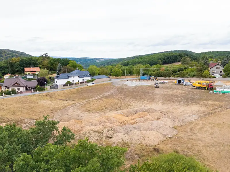 Prodej stavebního pozemku 1041 m², Jílové u Prahy – náhled fotky 1