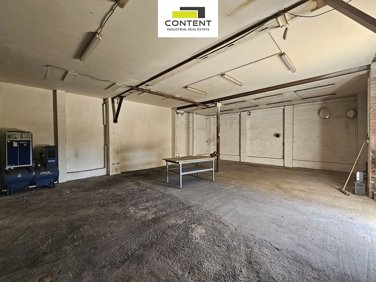 Pronájem skladového prostoru 1618 m² – fotografie 2