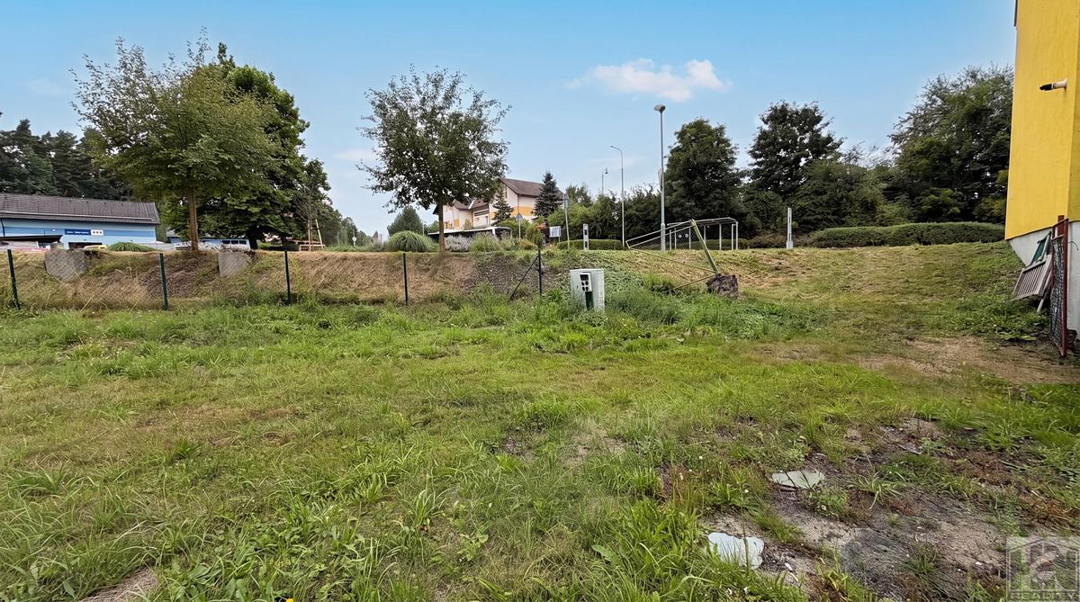 Prodej stavebního pozemku 563 m² – fotografie 3