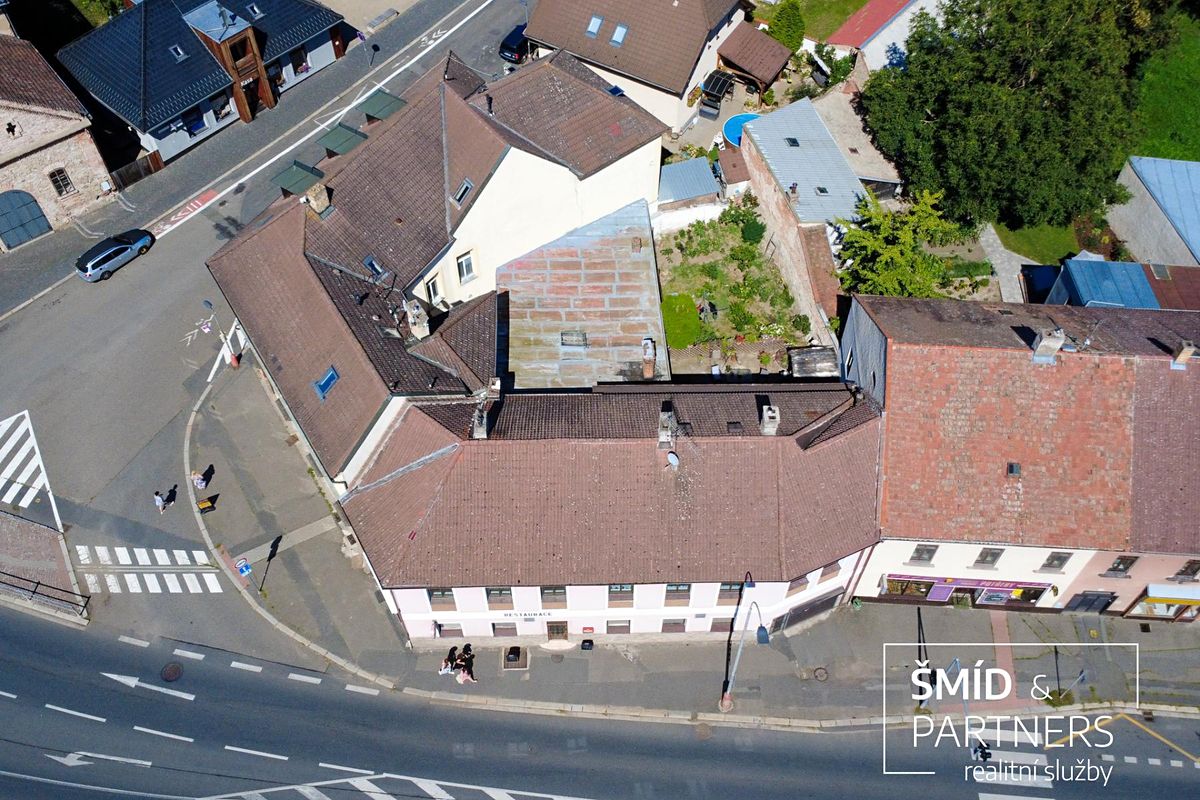 Prodej rodinného domu 302 m², pozemek 491 m² – fotografie 5