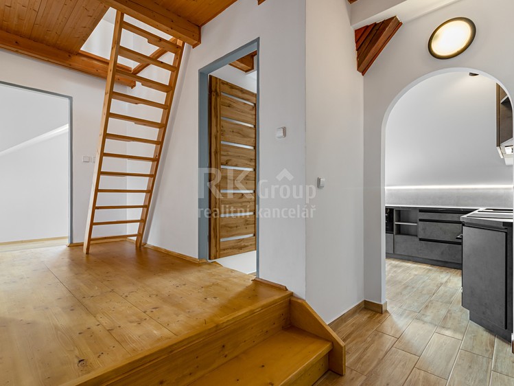 Prodej bytu 4+kk, 118 m² (18 z 26)