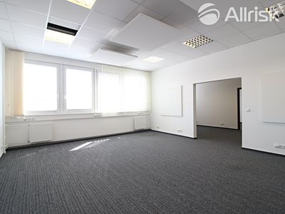 Pronájem kanceláře 105 m²