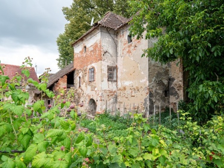 Prodej nemovitosti, 1 144 m² (16 z 31)