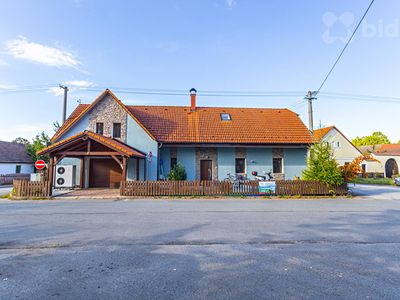Prodej rodinného domu 180 m², pozemek 338 m²