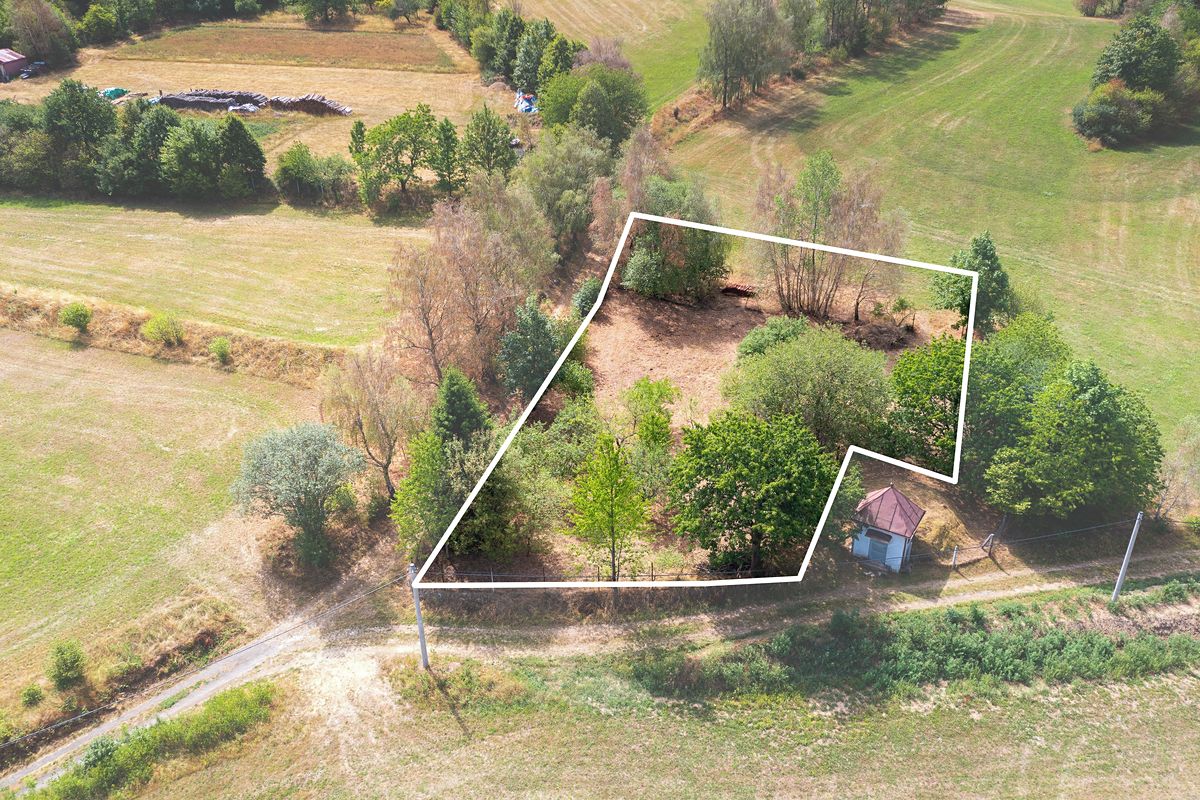 Prodej stavebního pozemku 1619 m² – fotografie 3