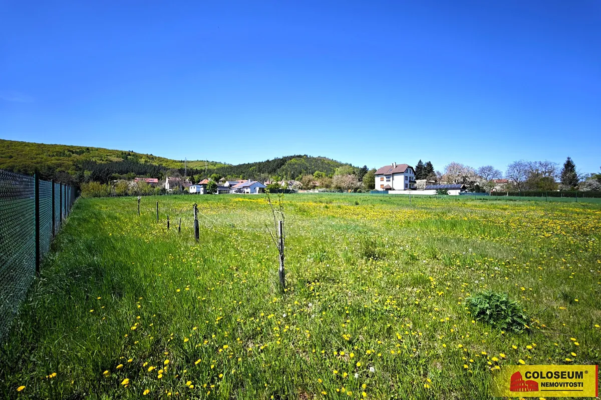 Prodej zahrady 658 m²