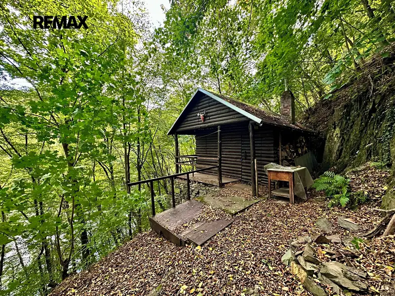 Prodej chaty 21 m², pozemek 21 m², Štěchovice – náhled fotky 1